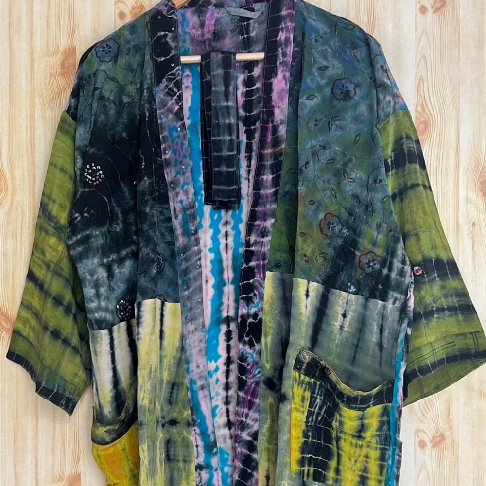Brand new tie-dye print kimono.